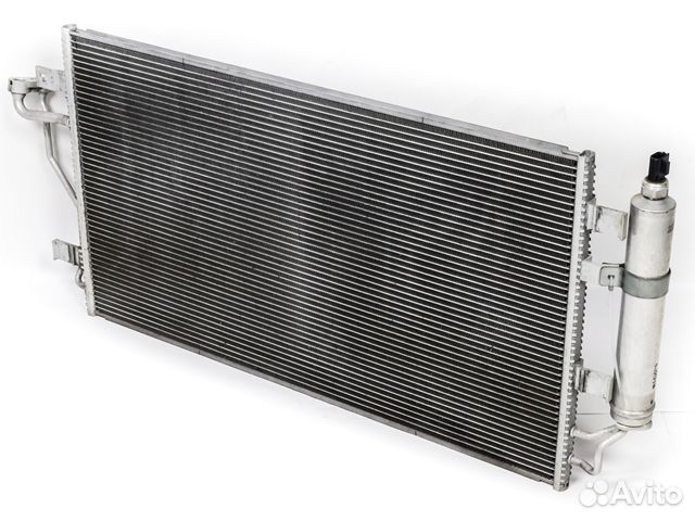 Радиатор кондиционера Nissan Leaf