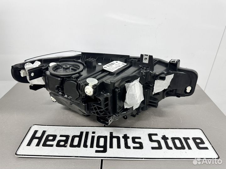 Фара левая на BMW F30 LED рестайлинг