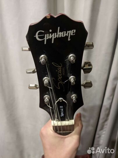 Электронная гитара