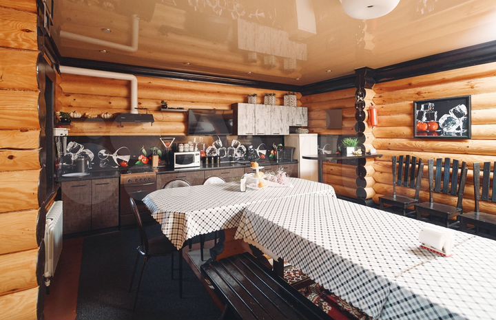 Коттедж 240 м² на участке 12 сот.