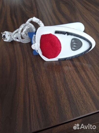 Утюг дорожный отпаривающий