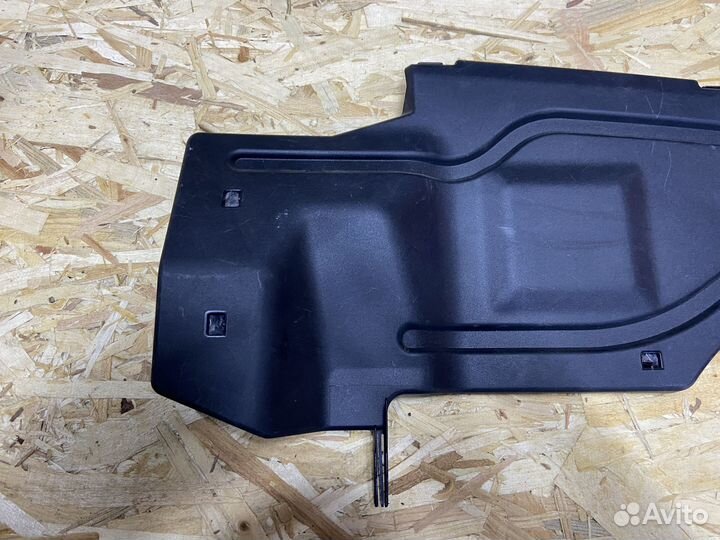 Нижняя защита бардачка (перчаточника) Toyota RAV 4