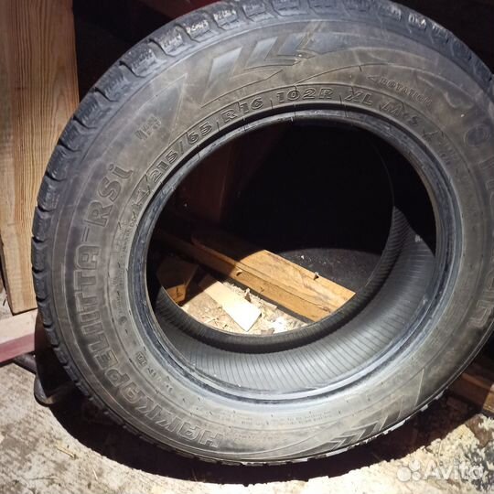 Nokian Tyres Hakkapeliitta RSi 215/65 R16 102R