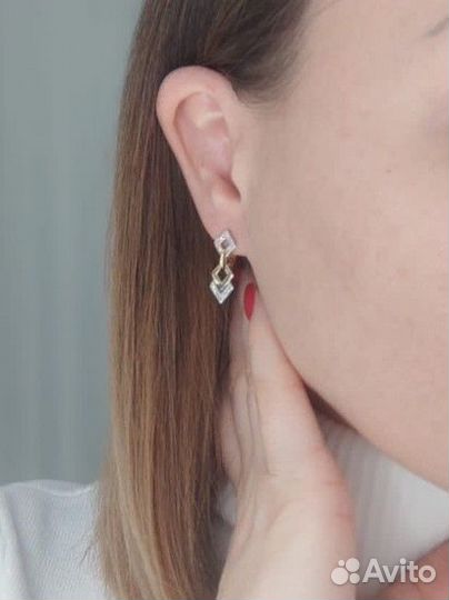 Золотые серьги с бриллиантами