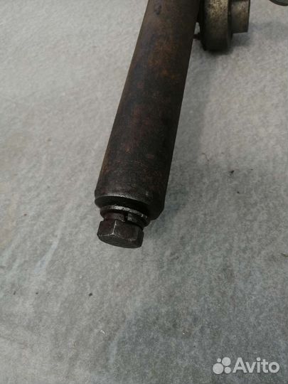 Фаркоп на ваз 2105