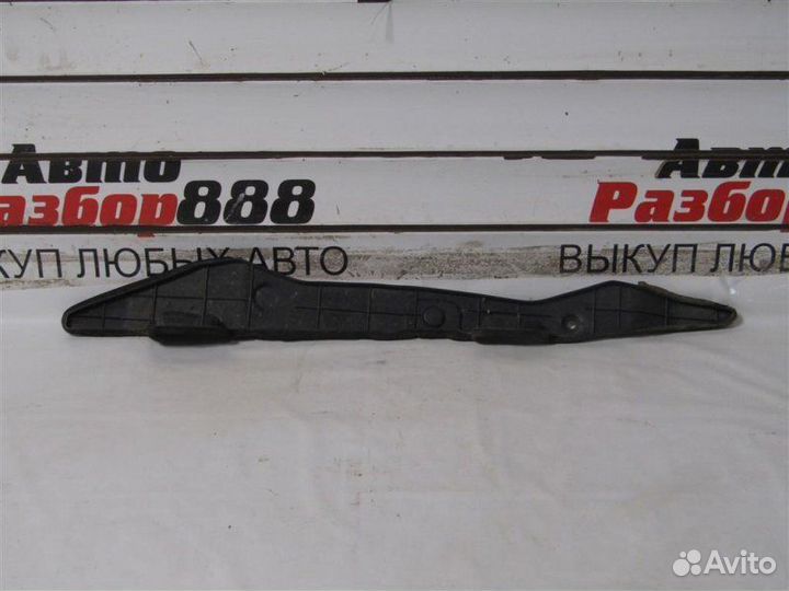Пыльник крыла левый Chevrolet Cruze седан F16D3