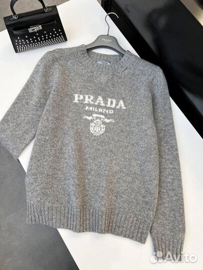 Свитер Prada