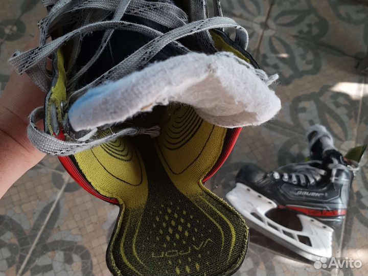 Хоккейные коньки bauer vapor