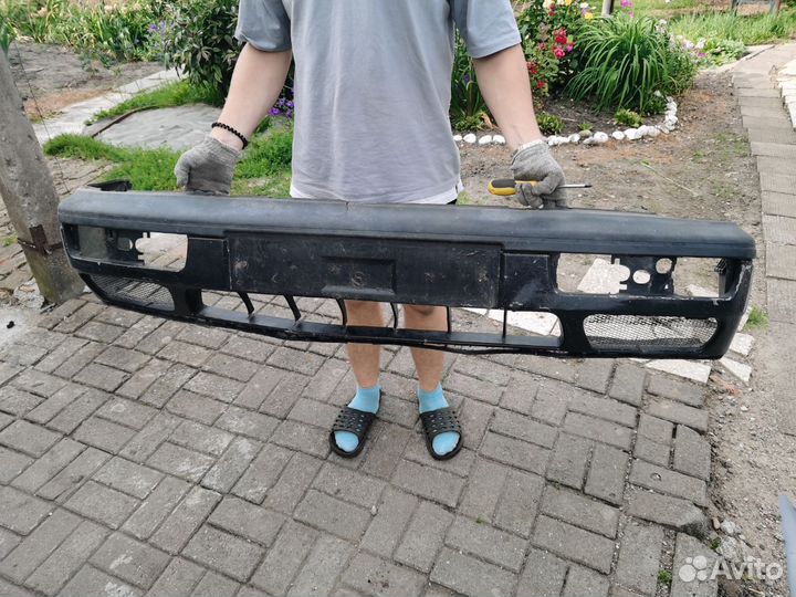 Передний бампер golf 3