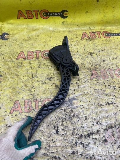 Педаль газа Chevrolet Epica V250 X20D1 2010