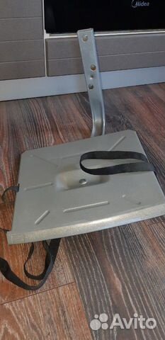 Полка под тв 32*30