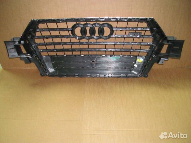 Решетка радиатора Audi Q7 2015