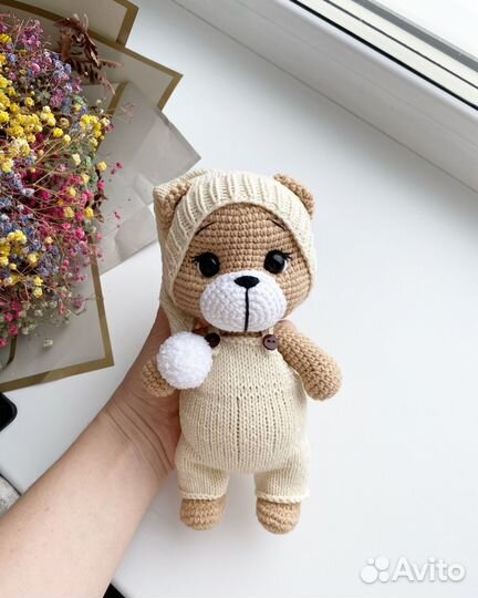 Вязаная игрушка мишка,бокс для новорожденных