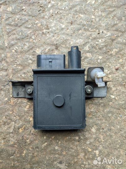 Блок управления свечами накала Ssangyong Actyon