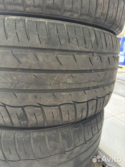 Comforser CF1000 245/40 R18 91