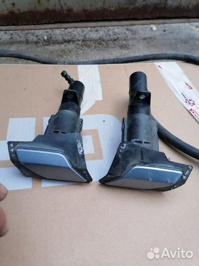 Продаю омыватель фар volkswagen Golf 6