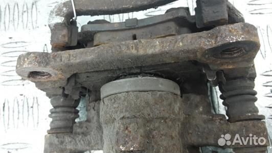 Суппорт тормозной задний правый toyota corolla E12