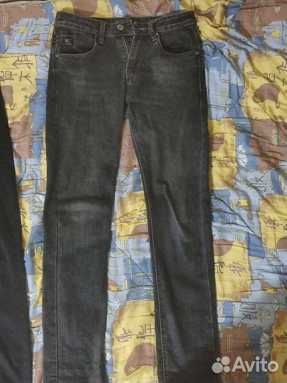 Джинсы мужские