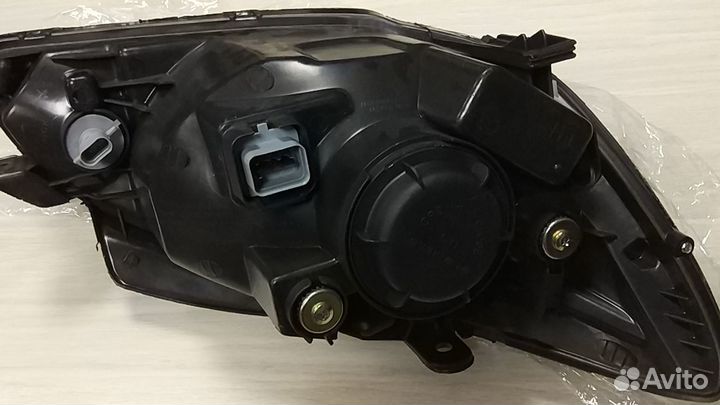 Фара левая Hyundai Getz