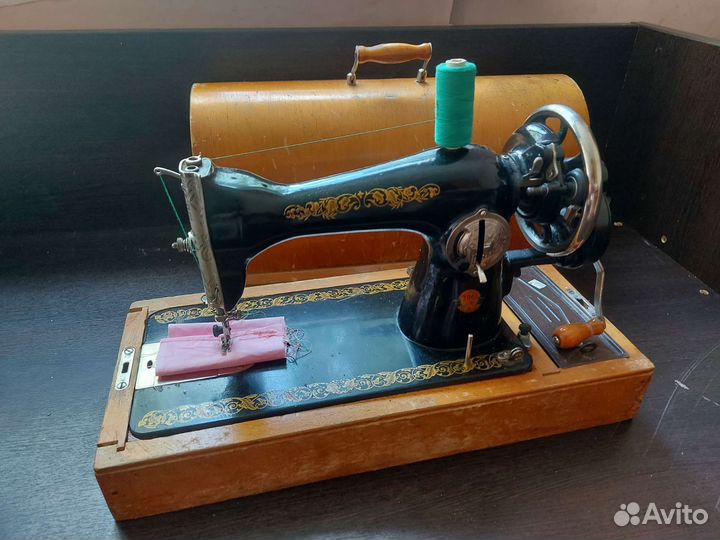 Швейная машинка