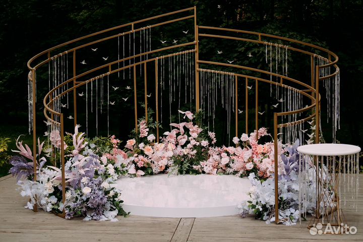 Аренда свадебной арки на сутки