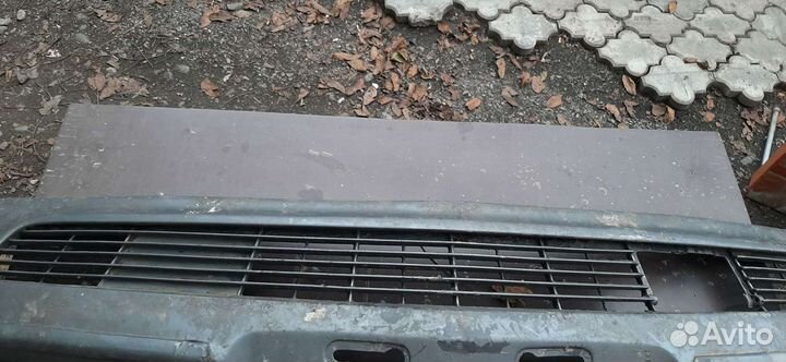 Бампер передней на марседес 126