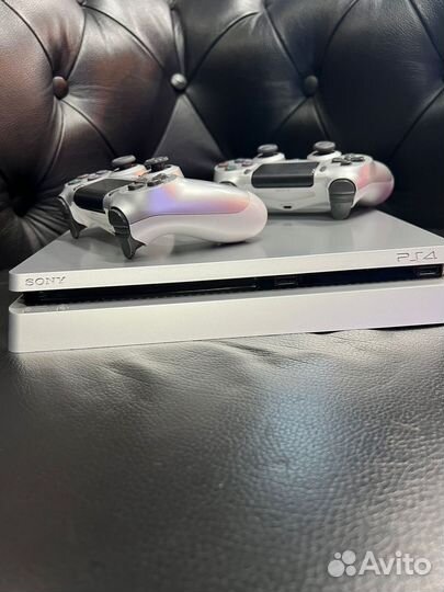 Продам Sony PlayStation 4 (500 Гб)
