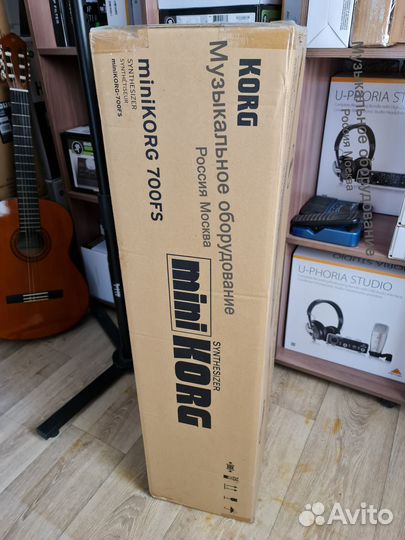 Minikorg-700FS аналоговый синтезатор Новый
