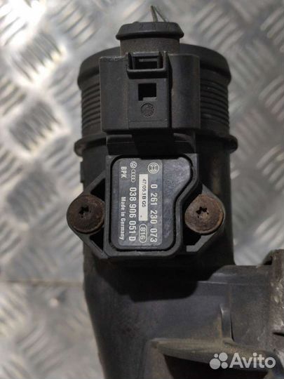 Интеркулер Audi A4 B7 (S4,RS4) 2.0 038906051D