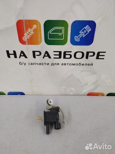 Вакуумный клапан Toyota Avensis T270 2ZR-FAE 2010