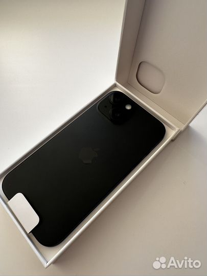 iPhone 15, 128 ГБ