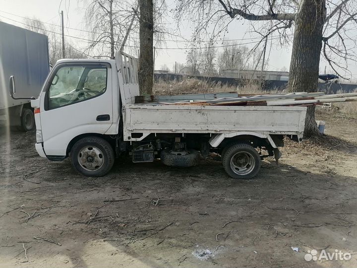 Toyota Dyna, 2002