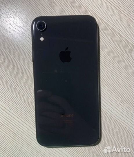iPhone Xr, 64 ГБ
