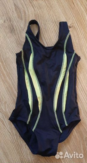 Слитный купальник для плавания