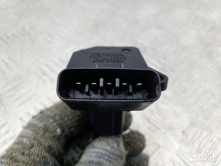 Датчик массового расхода воздуха (дмрв) Toyota