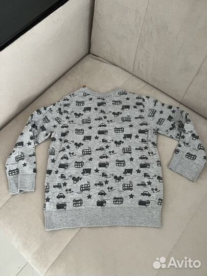 Свитер на мальчика 98