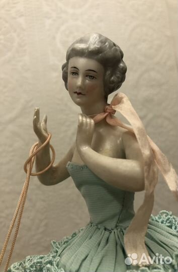 Антикварная кукла Half doll