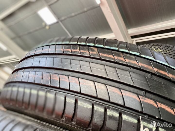 Michelin Primacy 3 215/65 R17