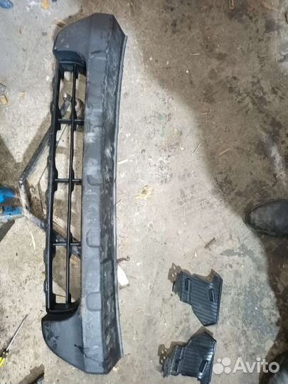 Решетки бампера, кронштейны бампера, птф правая