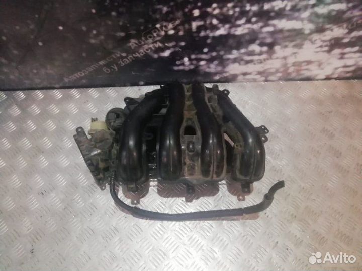 Впускной коллектор Ford Focus 2 1.8 2004-2011