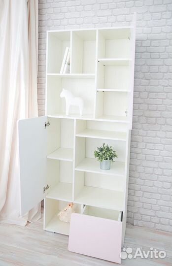 Стеллаж в детскую