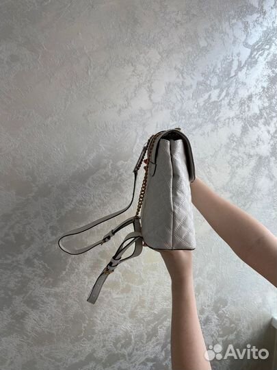 Рюкзак женский Guess