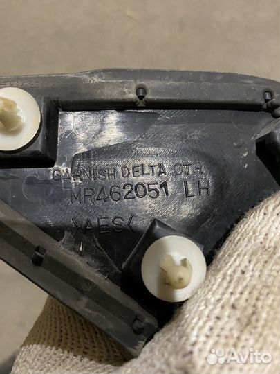 Накладка уголок крыла левый mitsubishi lancer 9