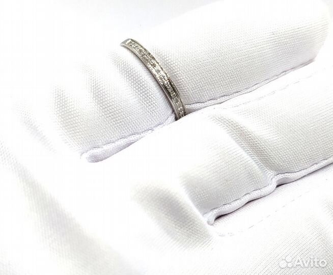 Золотое кольцо с бриллиантом 16р