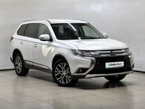 Mitsubishi Outlander 2.4 CVT, 2017, 258 400 км, с пробегом, цена 1 580 000 руб.