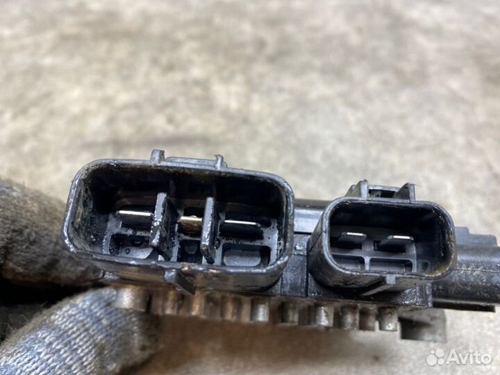 Блок управления вентилятором Mitsubishi Lancer 9