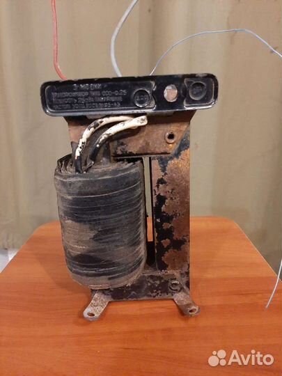 Понижающий трансформатор. Шкив четырёхручьёвы330мм