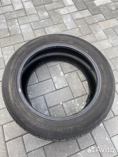 Yokohama BluEarth E70 215/55 R17 94V