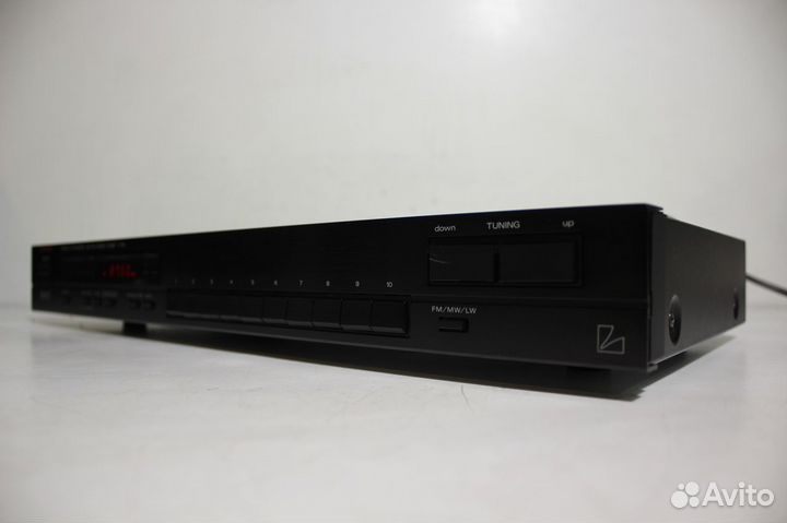 Luxman T-111L Стерео Тюнер Japan