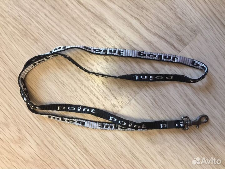 Шнурки для телефонов новые